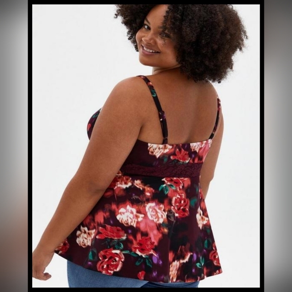 TORRID☆Scuba Lace Peplum Top - Picture 2 of 5